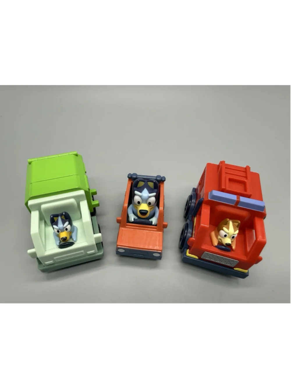 Bluey Mini Racers Lot of 3 Fire Truck Bingo Heeler 4WD Bandit Garbage Truck Toys